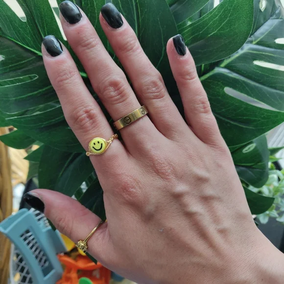 3/$20 SMILEY FACE RING - Picture 3 of 3